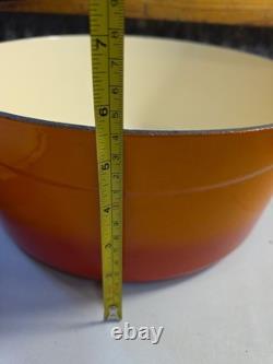 Marmite en fonte émaillée à 3 couches Lava, ronde avec couvercle, 10 quarts