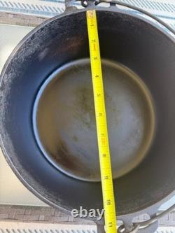 Marmite en fonte vintage Griswold Erie n° 9 2552 avec couvercle et poignée à arceau