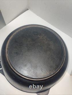 Marmite vintage en fonte de type cocotte néerlandaise 13,5 - marquée au fond n° 12 Do fabriquée aux États-Unis D