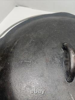 Marmite vintage en fonte de type cocotte néerlandaise 13,5 - marquée au fond n° 12 Do fabriquée aux États-Unis D