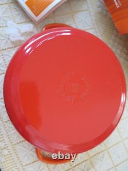 NOUVEAU Le Creuset Orange Flamme Faitout en Fonte 2,5 quart NIB
