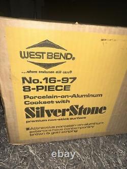 Nouveau Vintage West Bend Ensemble de 8 pièces en porcelaine sur aluminium fabriqué avec SilverStone 16-97