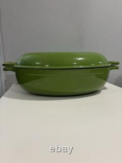 Pot en fonte vintage Sur La Table de grande taille avec couvercle, faitout ovale vert