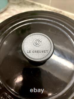 RARE VTG Le Creuset Fonte 3,5 L. Cocotte Ronde avec Couvercle #22 Noir USURE