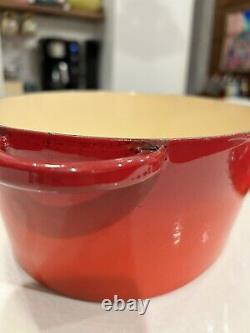 STAUB BASIX n ° 31 Cocotte en fonte émaillée rouge de 6 QT ovale en France