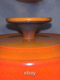 STAUB Basix Cocotte avec Couvercle en Fonte Émaillée #18 ORANGE 2 QT France NEUF