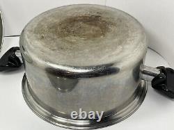 Saladmaster 7 Qt T304-316 Pot Dutch Oven Pan & Vapo Lid with 2 lids
Saladmaster 7 Qt T304-316 Couvercle de Pot Hollandais et Poêle avec Couvercle Vapo et 2 couvercles.