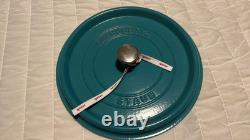 Staub Cocotte ronde en fonte de 5,5 pintes, bleu turquoise, fabriquée en France