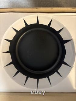 Staub Cocotte ronde en fonte de 9 qt fabriquée en France Grenadine neuve en boîte