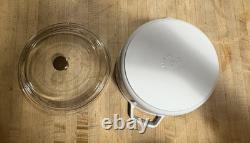 Staub La Coccotte Blanche #24 France 4qt Cocotte Ronde en Fonte avec Couvercle en Verre