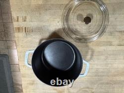 Staub La Coccotte Blanche #24 France 4qt Cocotte Ronde en Fonte avec Couvercle en Verre