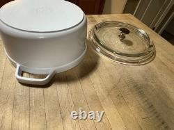 Staub La Coccotte Blanche #24 France 4qt Cocotte Ronde en Fonte avec Couvercle en Verre