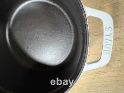 Staub La Coccotte Blanche #24 France 4qt Cocotte Ronde en Fonte avec Couvercle en Verre