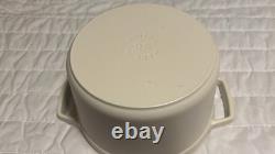 Staub en fonte 3 qt, ronde, cocotte, blanc mat