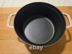 Staub en fonte 4 qt, ronde, cocotte, rose