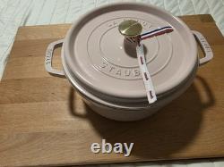Staub en fonte 4 qt, ronde, cocotte, rose
