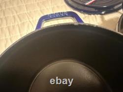 Staub en fonte, 5 qt, rond, cocotte, ensemble empilable de 4 pièces, bleu foncé