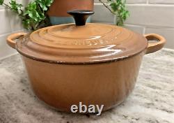 Trouvaille rare Le Creuset France #20 Cocotte en émail brun caramel 2,5 litres avec couvercle