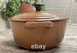 Trouvaille rare Le Creuset France #20 Cocotte en émail brun caramel 2,5 litres avec couvercle