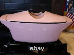 VINTAGE LE CREUSET - Faitout en fonte émaillée rose de 3,5 Qt avec couvercle