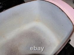 VINTAGE LE CREUSET - Faitout en fonte émaillée rose de 3,5 Qt avec couvercle