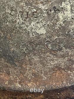 VTG Antique Griswold No 8 Petit Block Logo 2568 Dutch Oven Hinge Lid<br/>		<br/> (Note: 'VTG' stands for 'Vintage' in English)