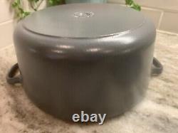 VTG Le Creuset Cocotte #24 Grise Mat en Fonte avec Couvercle 4,5 Qt. LIRE R70