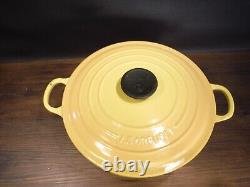 VTG Le Creuset Cocotte #24 Jaune Fonte avec Couvercle et Trivet France