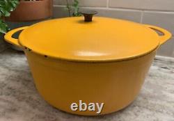 VTG Le Creuset Cocotte #24 Jaune en Fonte avec Couvercle 4,5 L. France R3636