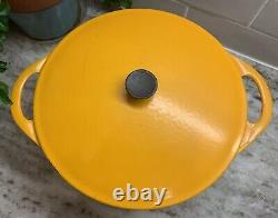 VTG Le Creuset Cocotte #24 Jaune en Fonte avec Couvercle 4,5 L. France R3636