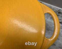 VTG Le Creuset Cocotte #24 Jaune en Fonte avec Couvercle 4,5 L. France R3636