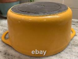 VTG Le Creuset Cocotte #24 Jaune en Fonte avec Couvercle 4,5 L. France R3636