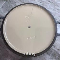 VTG Le Creuset Cocotte N°24 Grise Mat en Fonte avec Couvercle 4,5 L. LIRE R70