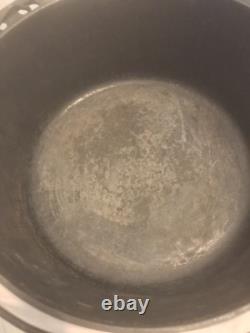 Vintage Griswold Erie PA 1920 No. 9 Casserole en fonte Tite Top Dutch Oven 834B avec couvercle