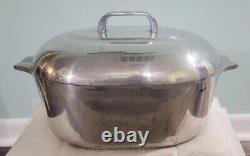 Vintage Wagner Ware Sidney O Magnalite 4265-P Roaster Dutch Oven with Lid Pre Owned  	<br/>Translate to:	 <br/> 
Cocotte à rôtir Vintage Wagner Ware Sidney O Magnalite 4265-P avec couvercle d'occasion