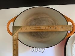 Vtg Le Creuset Cousances Doufeu #12 Casserole Avec Couvercle Orange Flamme Émaillé