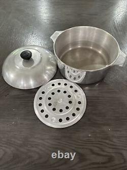 Wagner Ware Sydney O Magnalite 4248-P Cocotte Ronde avec Trépied/Couvercle