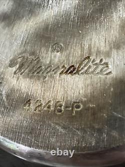Wagner Ware Sydney O Magnalite 4248-P Cocotte Ronde avec Trépied/Couvercle